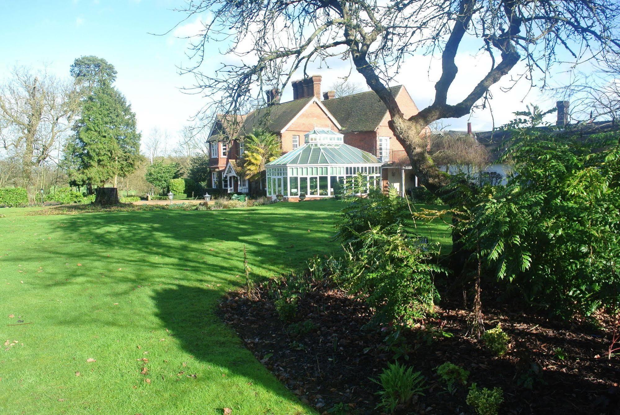 The Farmhouse At Redcoats Stevenage Exteriér fotografie